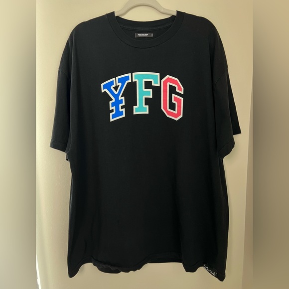 PINK DOLPHIN YFG Tee - Picture 1 of 5